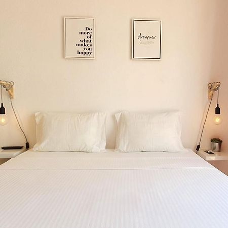 Lovelystay - Yellow Submarine House Lagos Esterno foto
