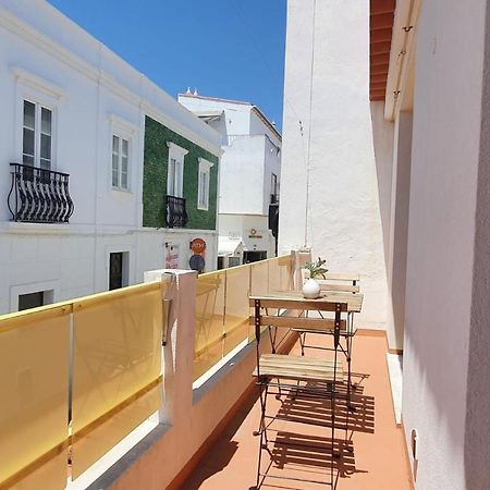 Lovelystay - Yellow Submarine House Lagos Esterno foto