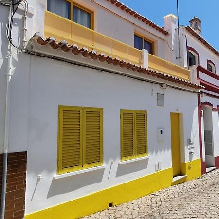 Lovelystay - Yellow Submarine House Lagos Esterno foto