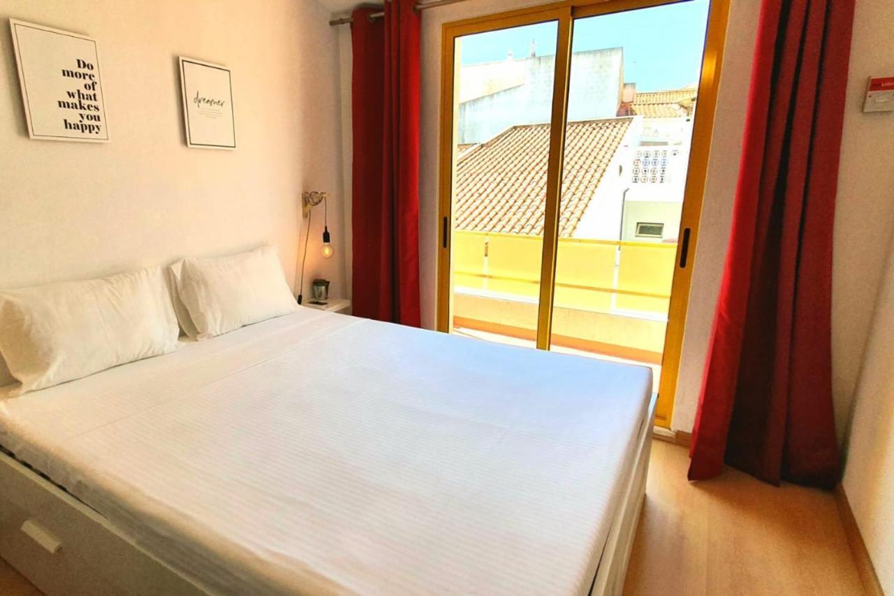 Lovelystay - Yellow Submarine House Lagos Esterno foto