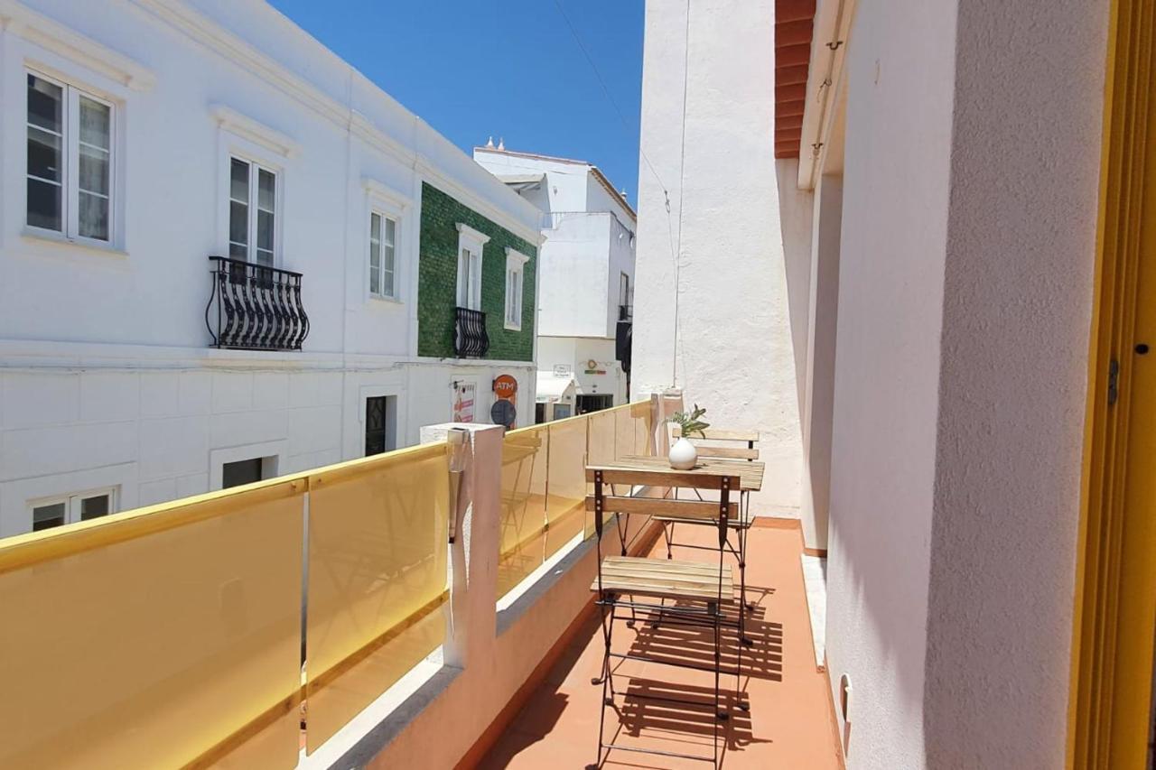 Lovelystay - Yellow Submarine House Lagos Esterno foto