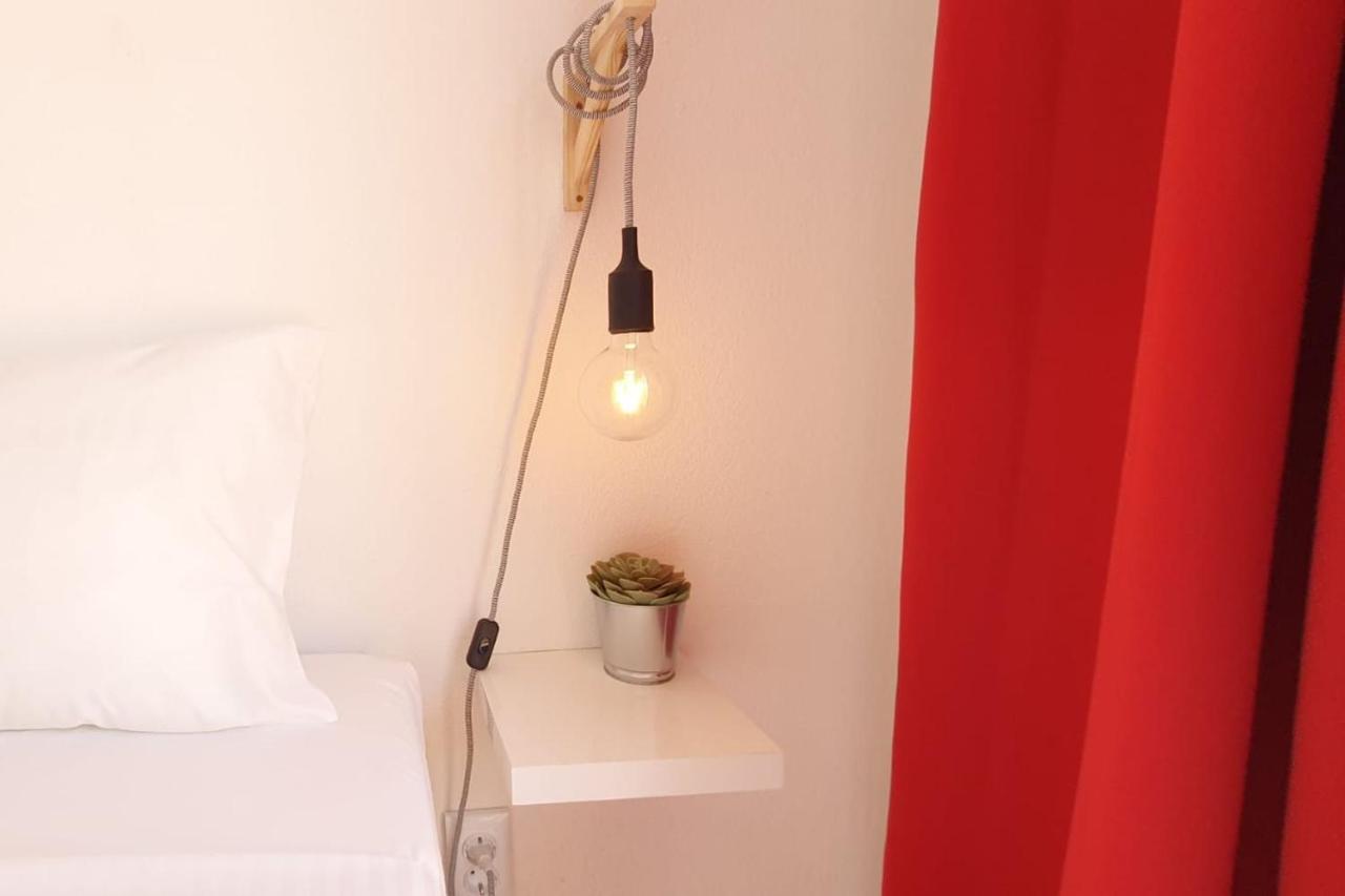 Lovelystay - Yellow Submarine House Lagos Esterno foto