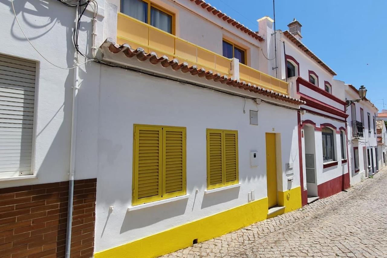 Lovelystay - Yellow Submarine House Lagos Esterno foto